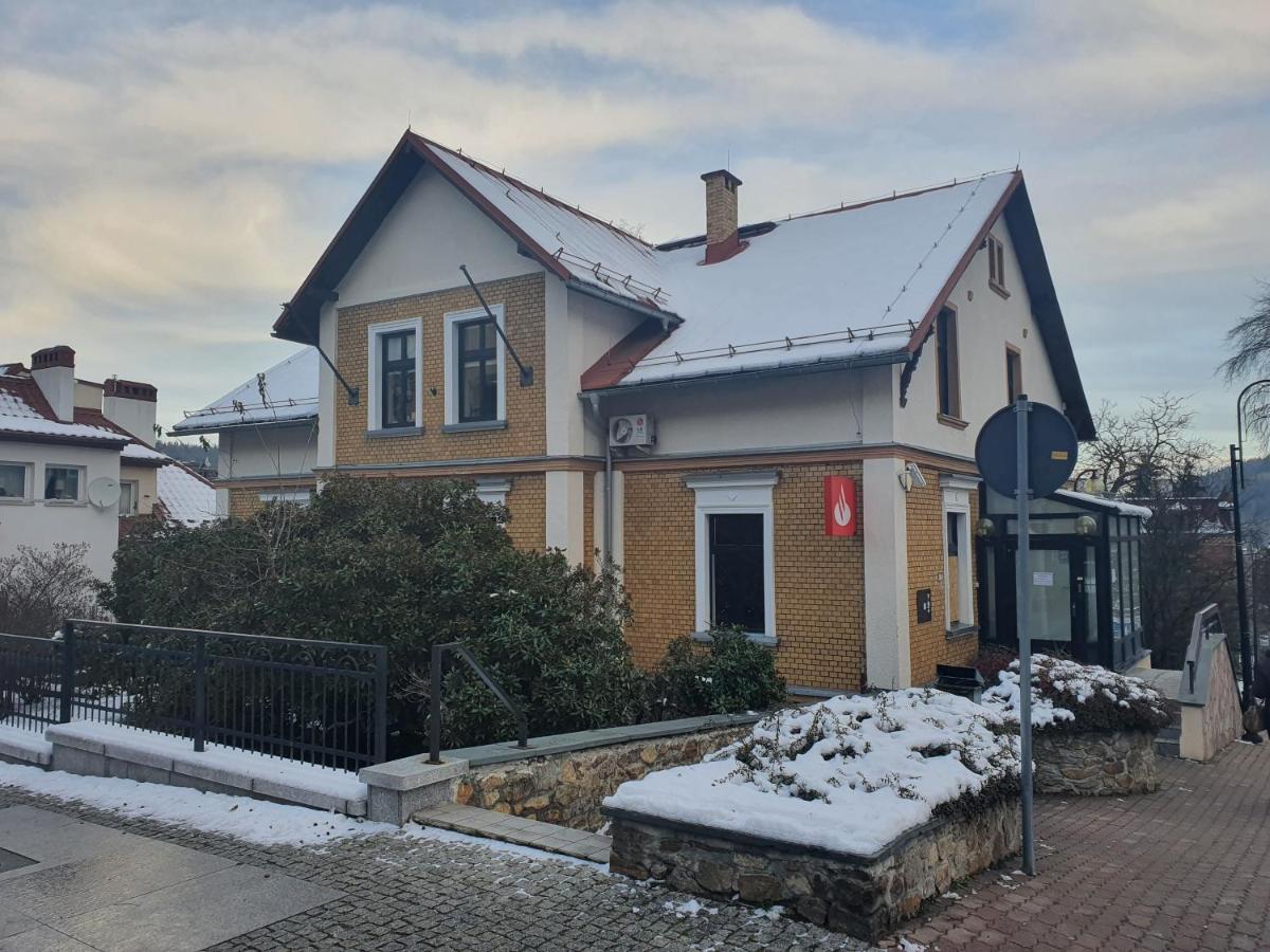 Apartamenty Vip Zdrojowa 6 Сверадув-Здруй Экстерьер фото